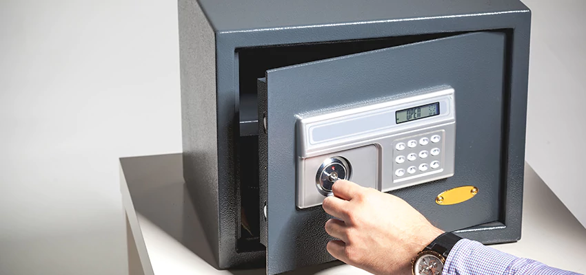 Jewelry Safe Unlocking Service in Barstow, California