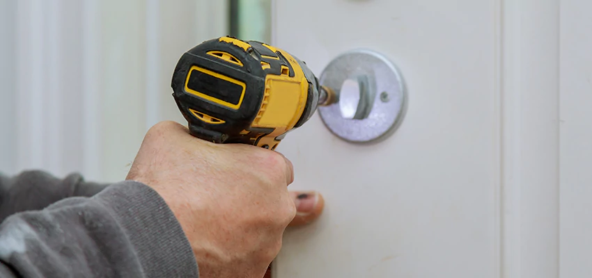 Street Locksmith For Smart Lock Repair in Barstow, CA