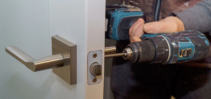 Broken Door Handle Lock Repair in Barstow, California